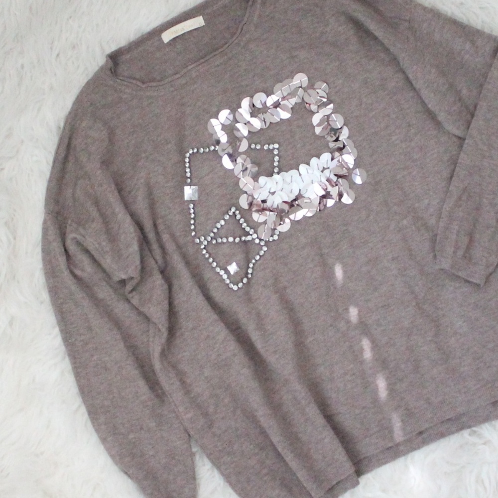 Geometric Embroidery Work Sweater - Picture 5 of 5